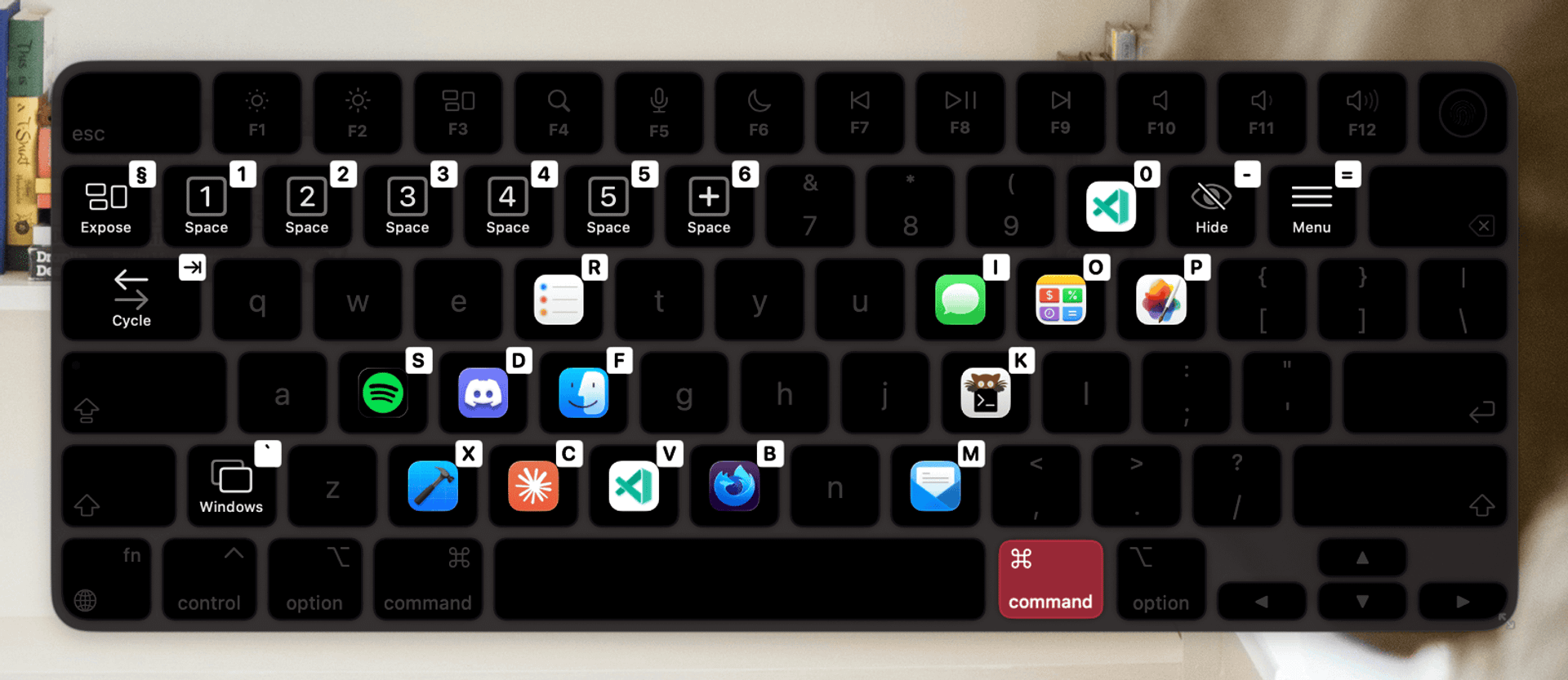 rcmd-keylume-integration-demo-wallpaper on-screen keyboard showing rcmd app layer